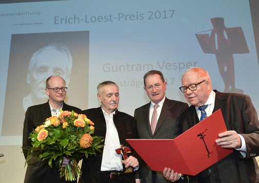 Loest-Preis_2017_Preisverleihung_Vesper_Platthaus_Langenfeld_Hochstein.jpg