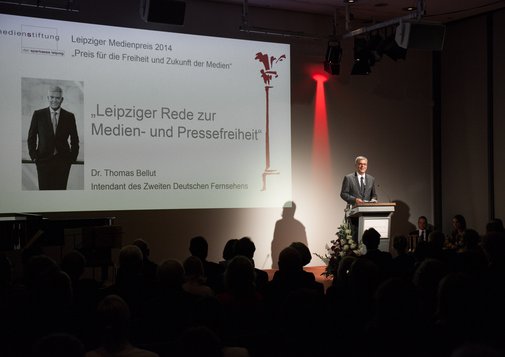 Medienpreis_2014_Preisverleihung_Bellut.jpg